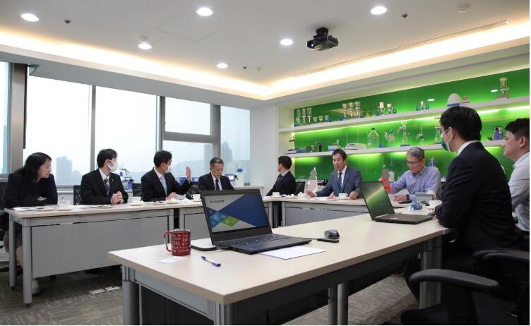 柴田科學拜訪洛科儀器